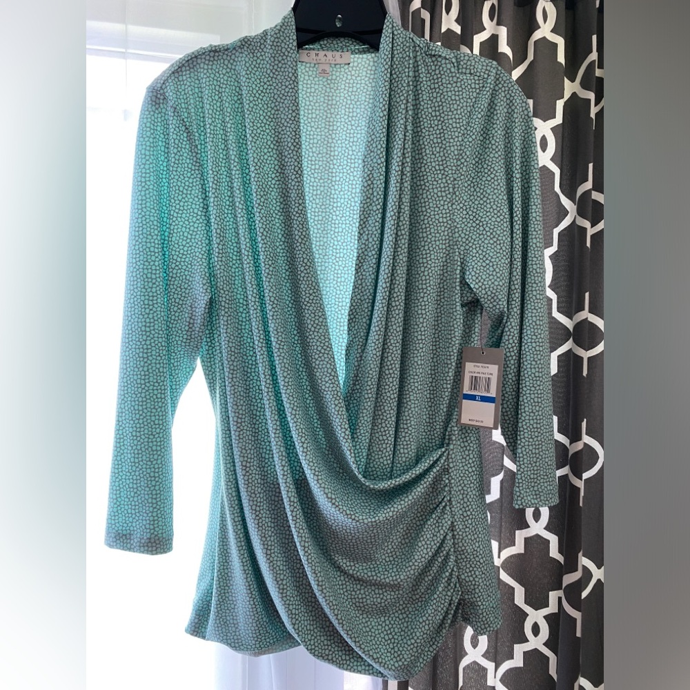 Chaus top size xl